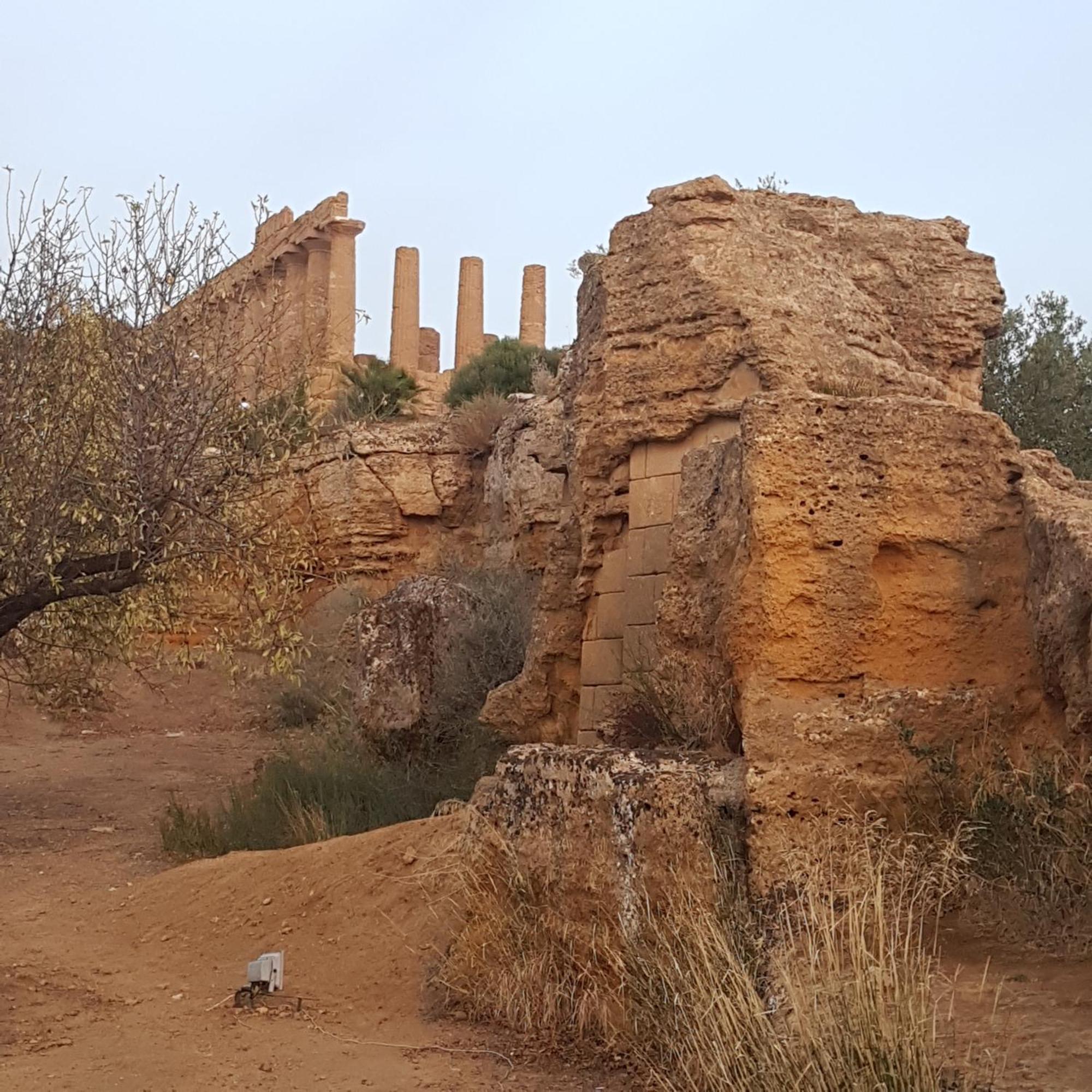 סן לאונה Lala Salama מראה חיצוני תמונה